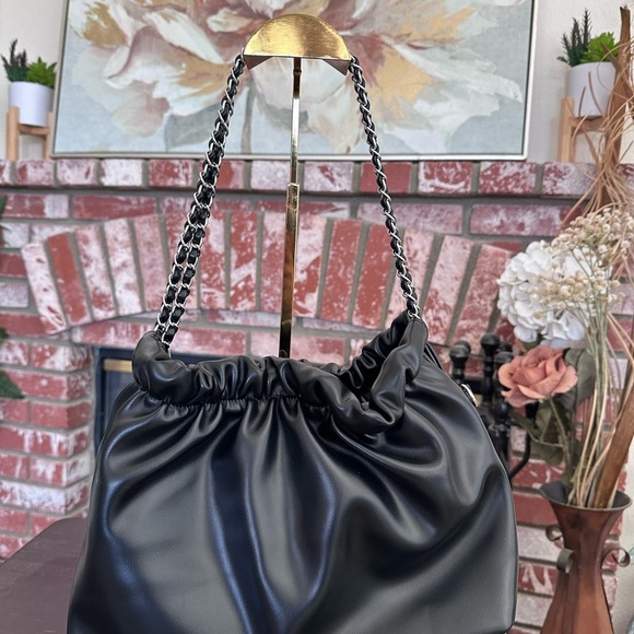 Valentino Black Women's Bag - Picture 2 of 5